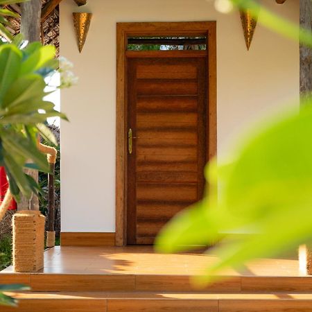 Pole Pole Bungalows Utende 外观 照片